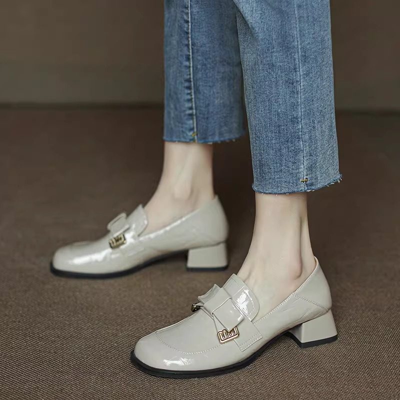 英伦风漆皮乐福鞋女粗跟一脚蹬圆头蝴蝶结金属扣百搭舒适方头单鞋,女鞋,乐福鞋（豆豆鞋）,淘宝优惠券,粉丝福利购,淘宝优惠卷