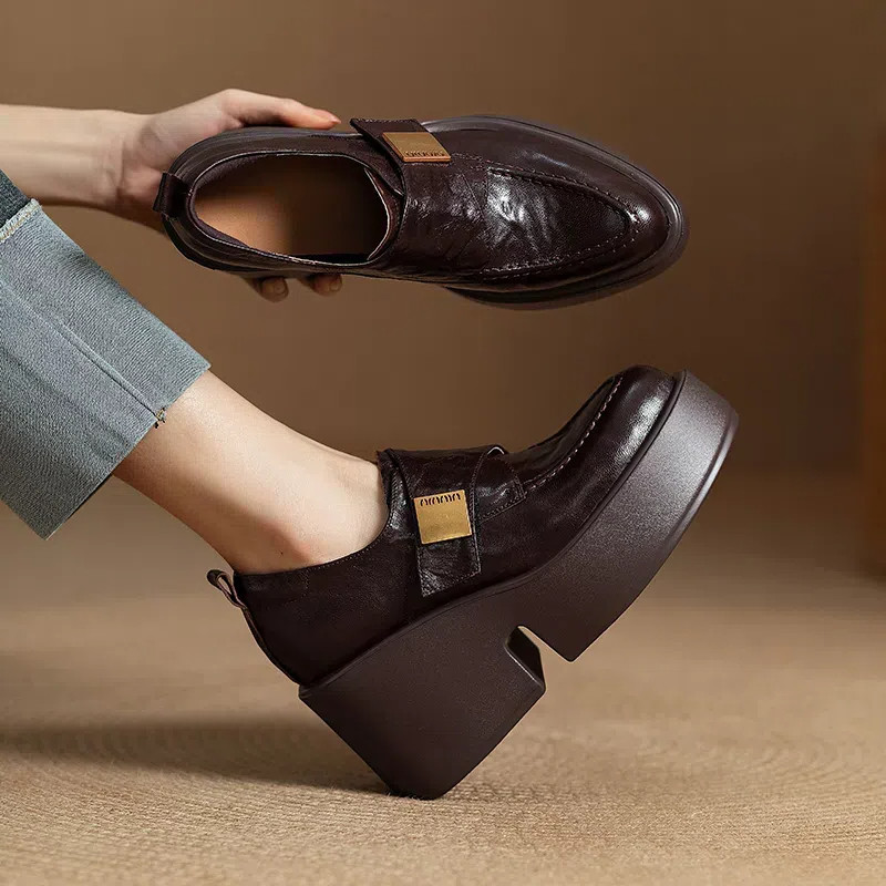 2026春新款小个子单鞋粗跟羊皮魔术贴女厚底尖头松糕鞋百搭英伦风