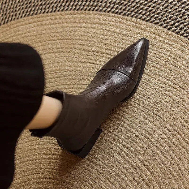 美拉德棕色马丁靴法式尖头气质瘦瘦靴2025秋冬新款粗跟短靴气质女,女鞋,弹力靴/袜靴,淘宝优惠券,粉丝福利购,淘宝优惠卷