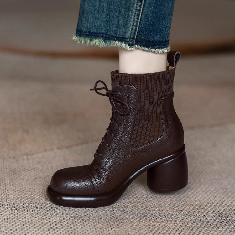 高跟英伦风马丁靴女2025秋牛皮毛线口短靴圆头粗跟系带复古弹力靴