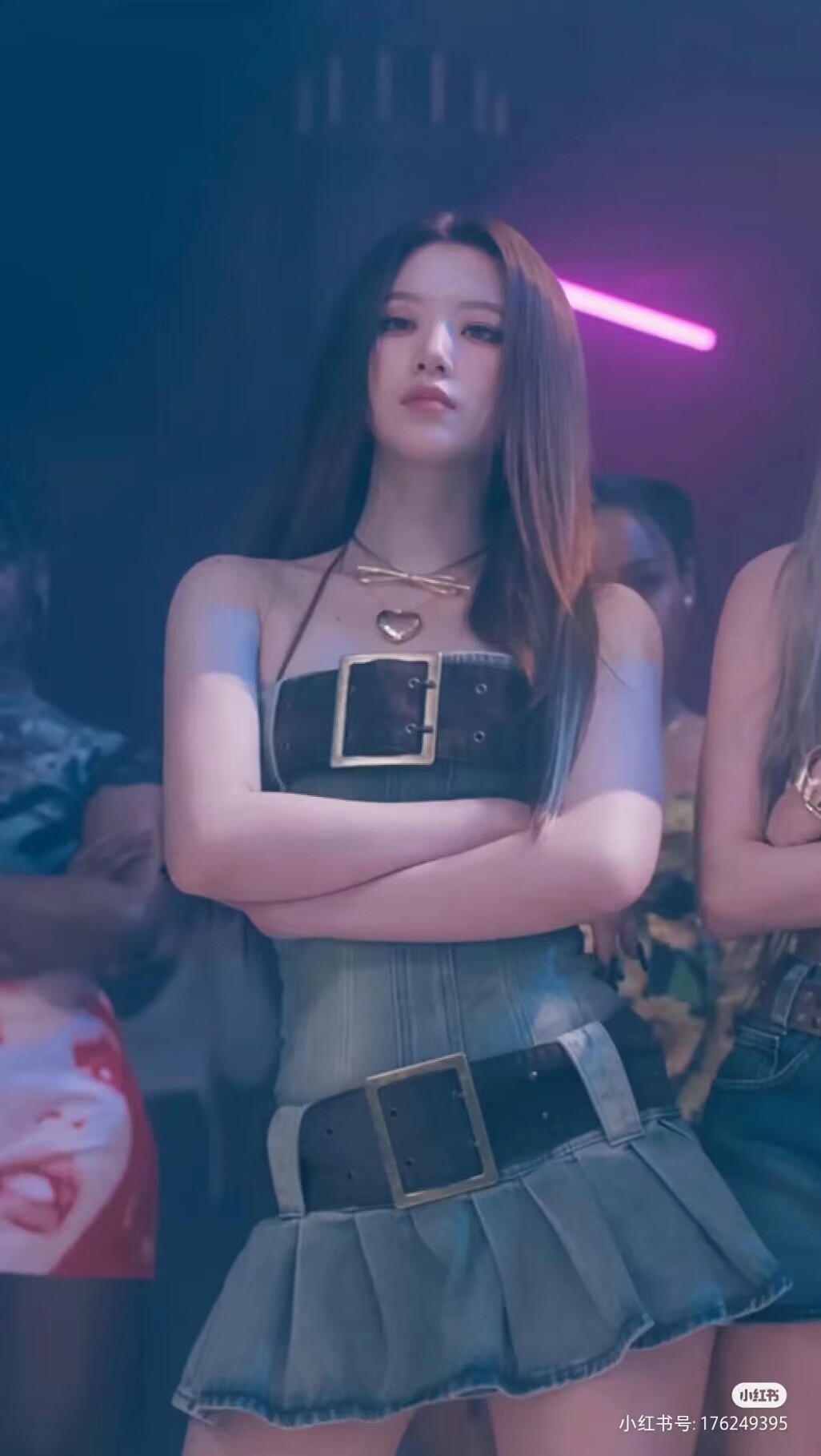 gidle叶舒华同款式复古酷辣妹抹胸牛仔连衣裙收腰显瘦一字肩短裙