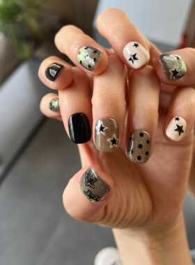 HESASA|新美系纨绔少女经典星星元素猫眼豆豆黑白色纯手工穿戴甲