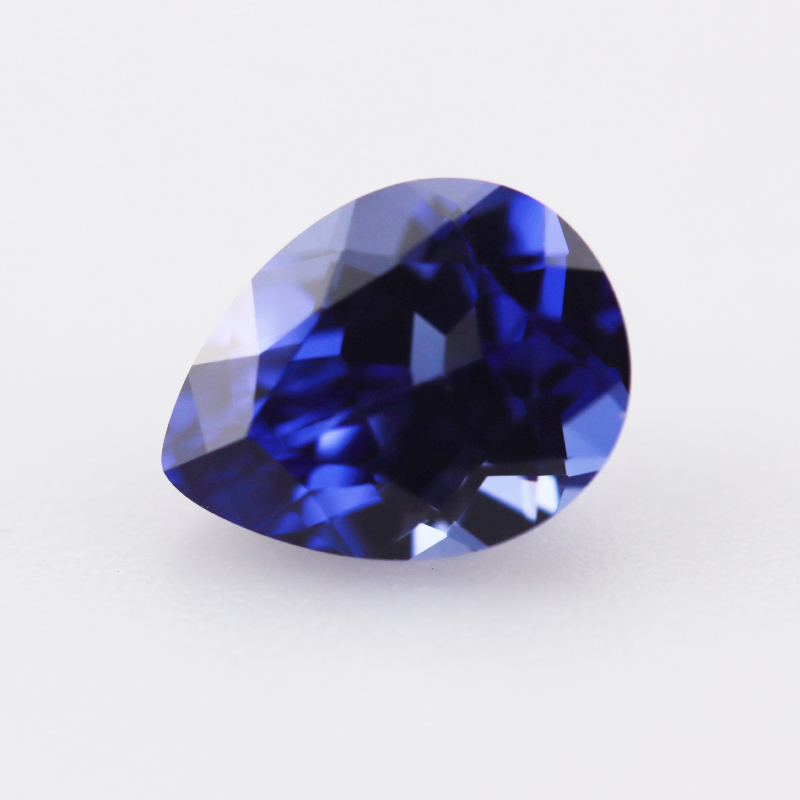 培育彩宝皇家蓝水滴形