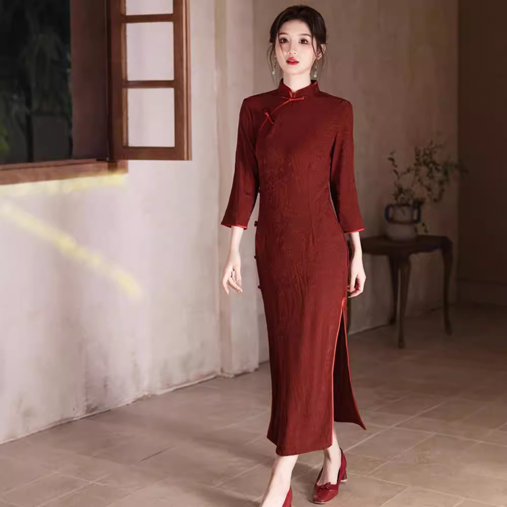 旗袍2025新款改良复古敬酒服新娘长袖红色订婚新中式结婚连衣裙女