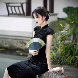 2026春季新品鎏金轻奢金丝乔绒新款旗袍秋季气质月牙袖礼服小长款