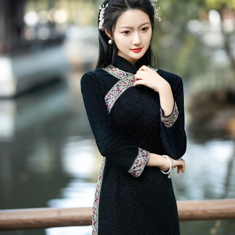 2026复古优雅民国风绣花加绒旗袍春秋冬款改良气质淑女范黑色礼服