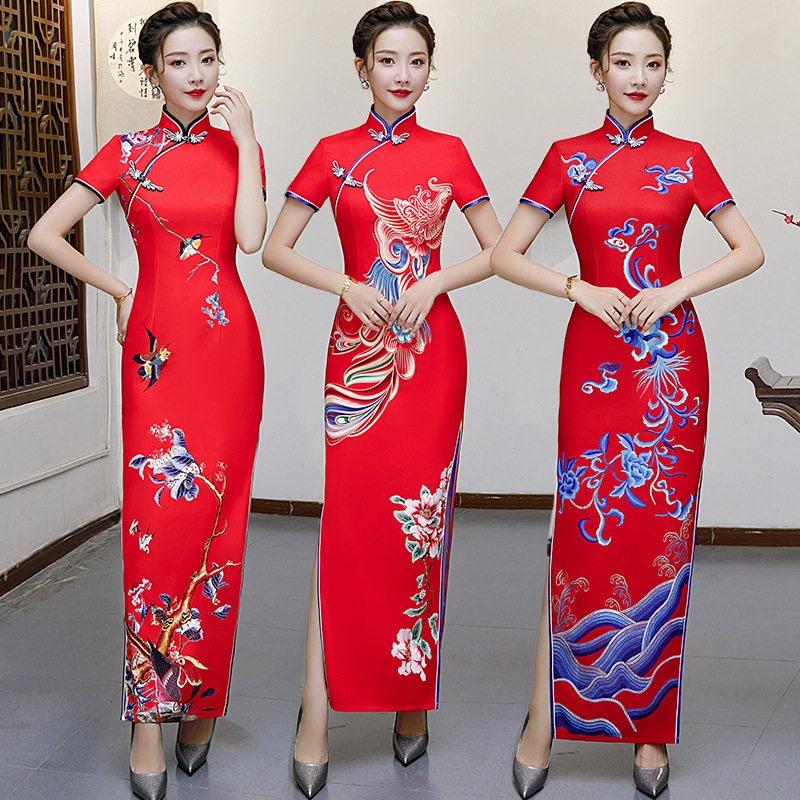 走秀旗袍2026新品长款表演演出服大码中年妈妈中国风红色改良旗袍