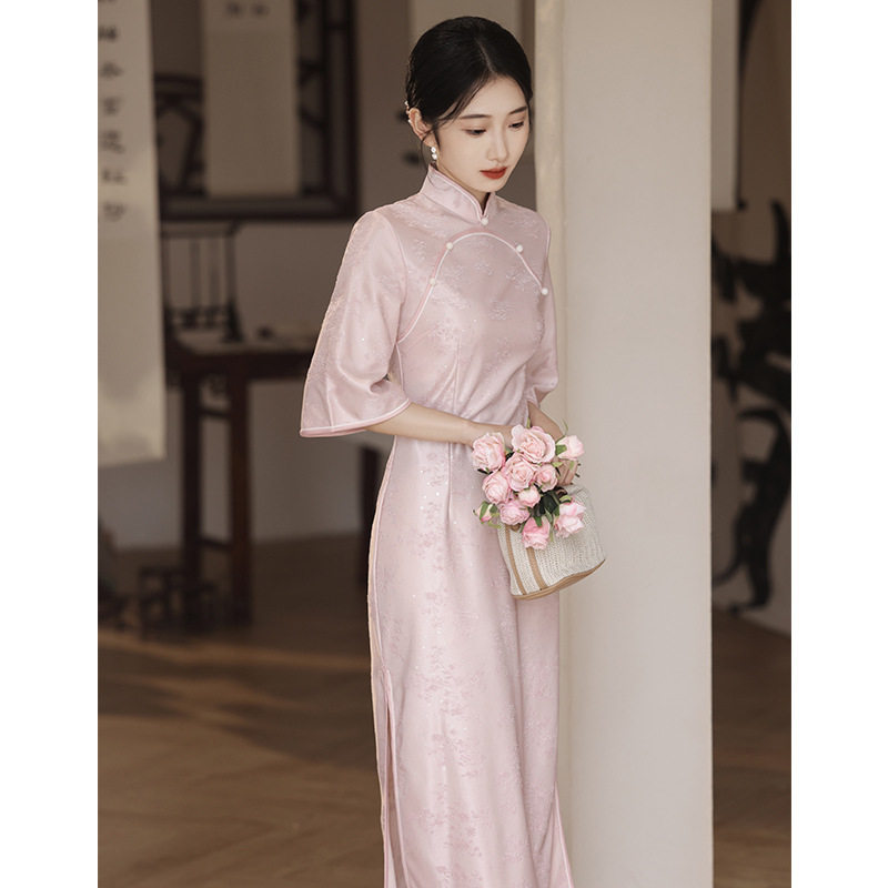 粉色新中式旗袍2026新款高端春季订婚敬酒服新娘连衣裙高级感长款