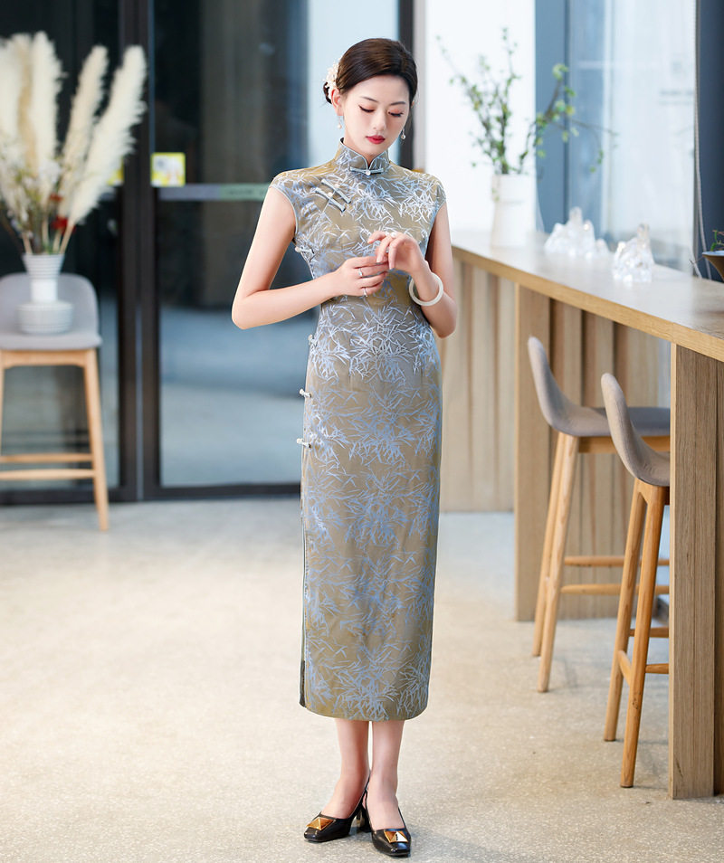 年轻无袖旗袍春夏款2026年改良盘扣老上海复古年轻款日常可穿礼服