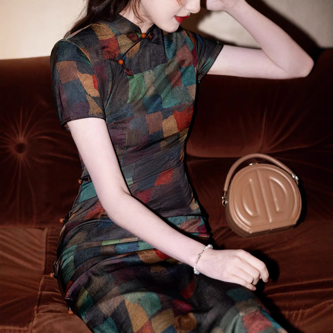 绝美新中式改良格子旗袍2026新款夏季短袖年轻少女修身高级感复古