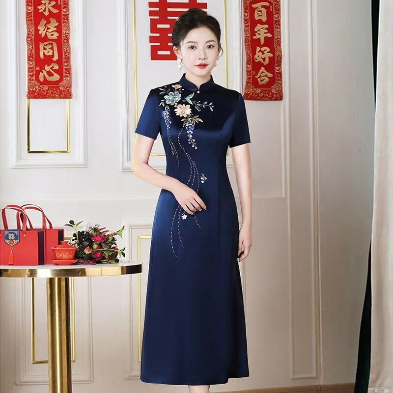 2026春季妈妈婚礼服秋冬新款醋酸刺绣贵喜婆婆婚宴装旗袍连衣裙