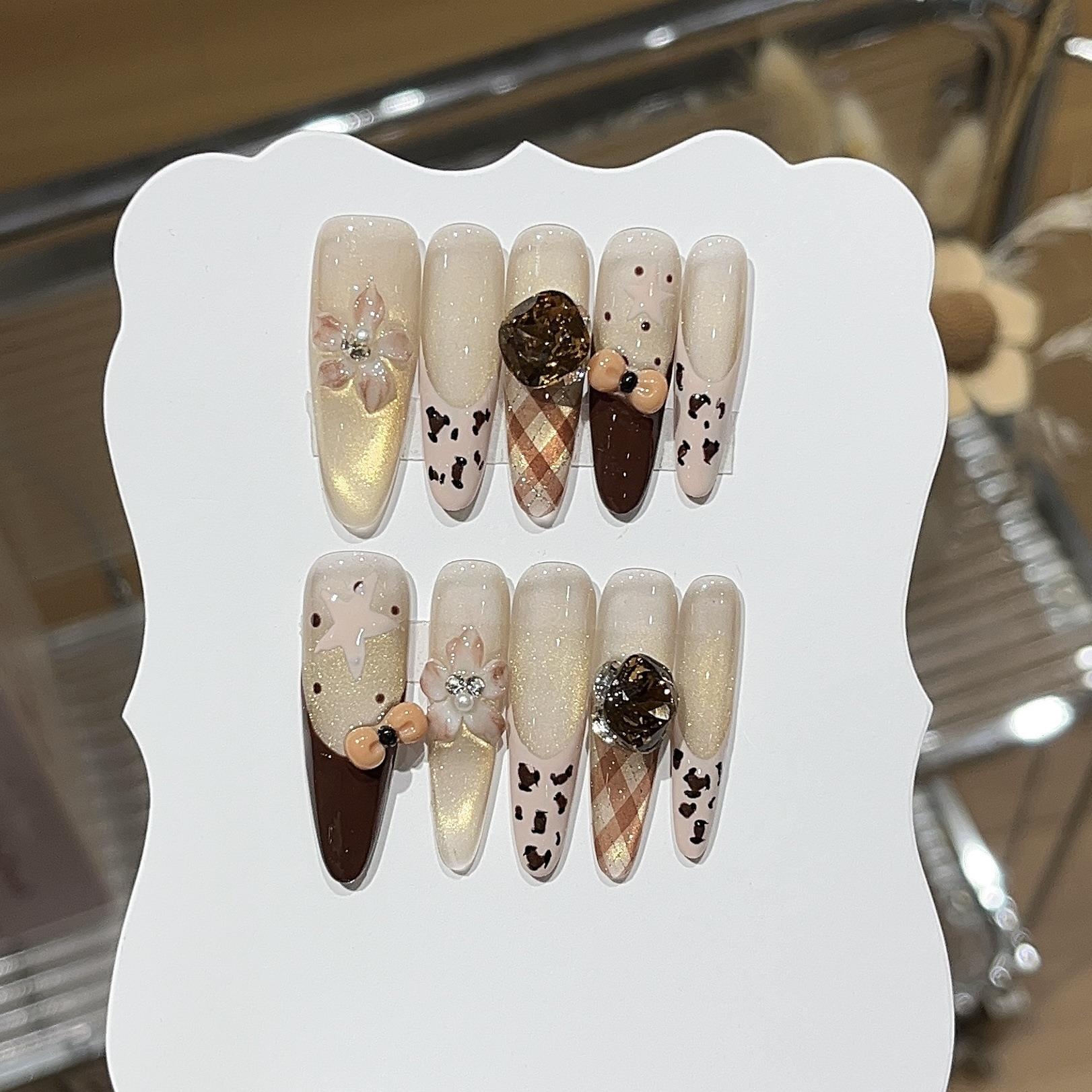 美拉德风香槟金猫眼豹纹穿戴甲