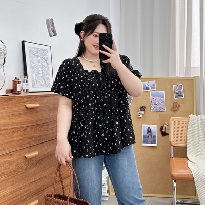 宛宛家方领碎花小衫百搭