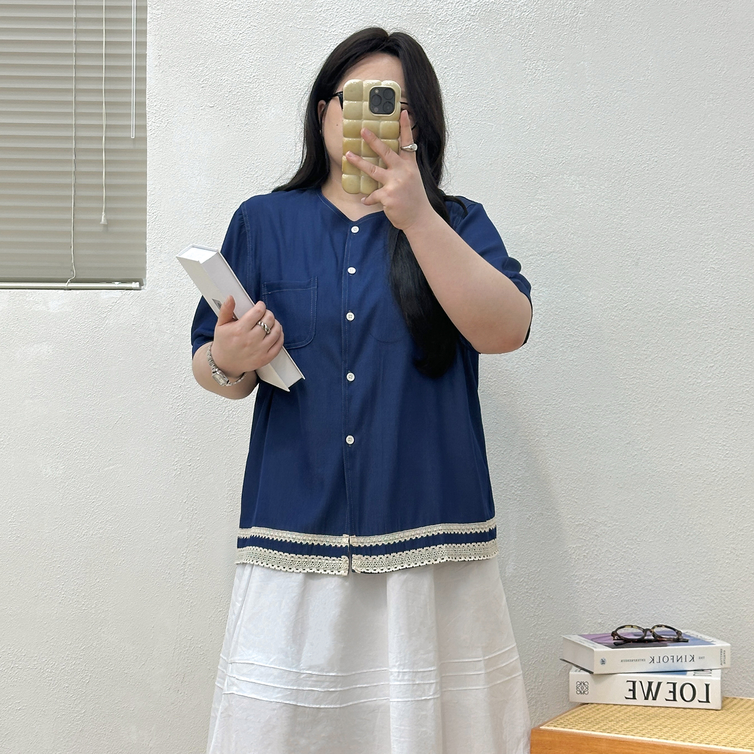 宛宛大码胖MM蕾丝边牛仔衬衫女夏短袖T恤显瘦遮肉设计感甜美潮款