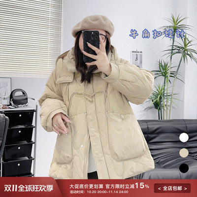 宛宛家牛角扣羽绒服百搭时尚