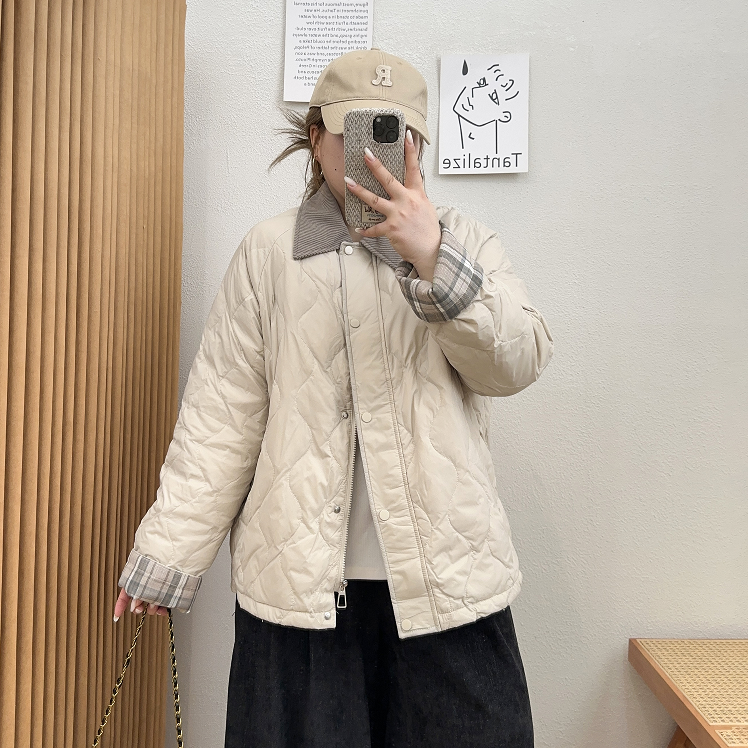 撞色衣领菱格休闲羽绒服外套