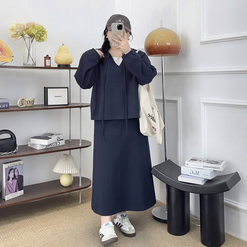 假两件卫衣加半身裙套装