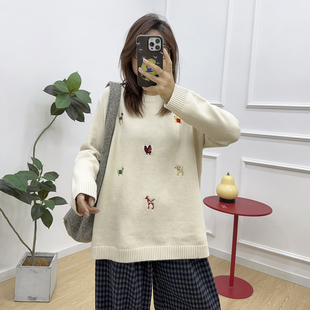 胖mm休闲上衣显瘦潮 秋冬新款 宛宛大码 刺绣毛衣女宽松慵懒感针织衫