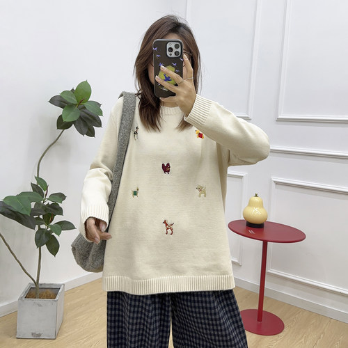 休闲刺绣针织衫长袖毛衣