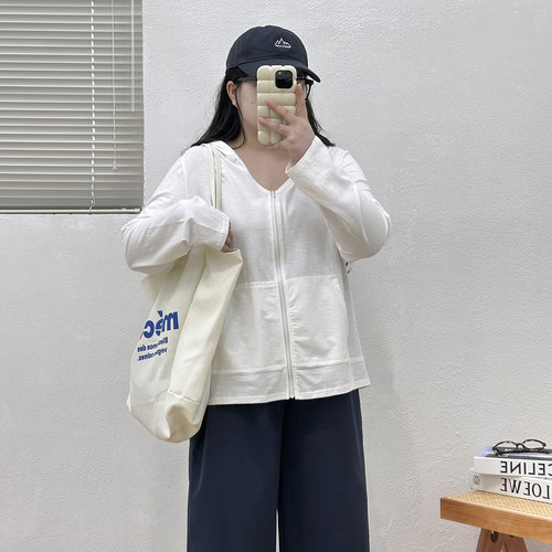 宛宛大码女装连帽长袖纯色外套春秋新款胖mm宽松显瘦百搭拉链开衫