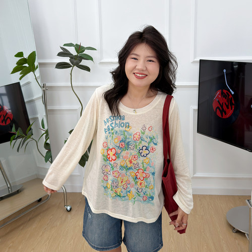 宛宛大码女装胖mm韩版花朵印花防晒长袖T恤夏季宽松显瘦百搭上衣