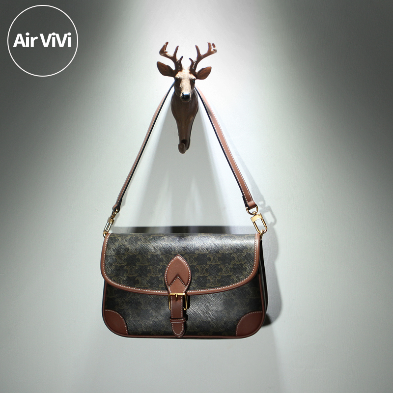 Airvivi-22S21-2025秋冬新款时尚老花法棍包腋下包斜挎包女包