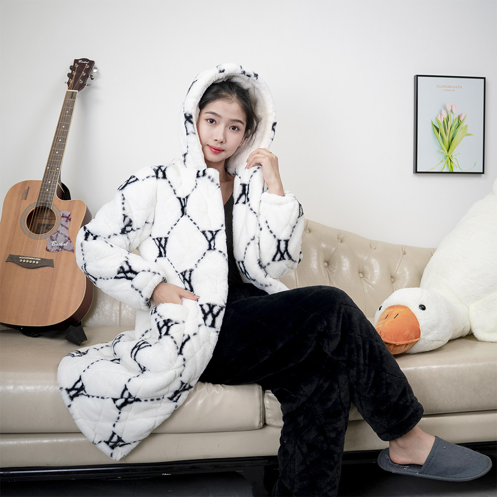 双Y字母印花女士冬季加厚夹棉可外穿中长款保暖家居服连帽棉袄
