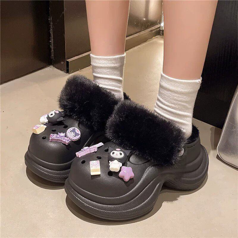 日本BTBSO卡通洞洞鞋女冬季厚底
