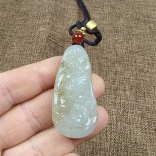 天然新疆和田玉且末糖料雕刻吊坠挂件龙保真支持珠宝玉石机构鉴定