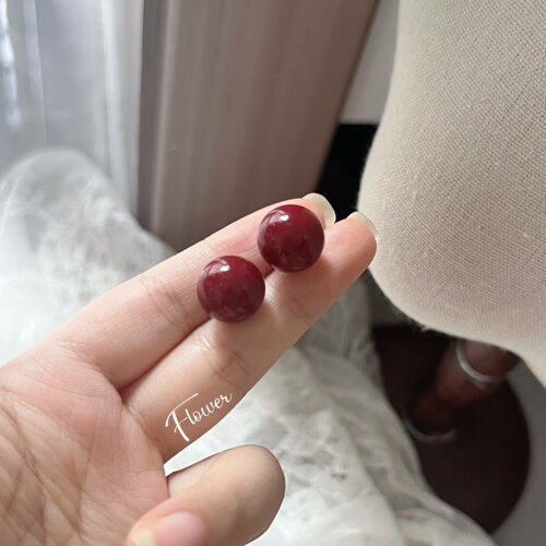 复古红色珍珠耳钉气质轻奢小众复古设计感百搭时尚大气耳饰