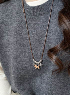 小马星球编织绳项链气质轻奢时尚百搭马年本命年编织绳长款毛衣链