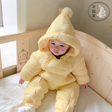 宝宝连体衣开裆加绒加厚新生儿衣服冬季哈衣婴儿羽绒棉服保暖爬服