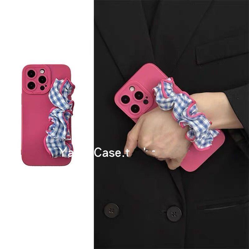 适用于ins撞色玫红格子IPhone16promax手机壳苹果15pro全包13/14plus软12/11女