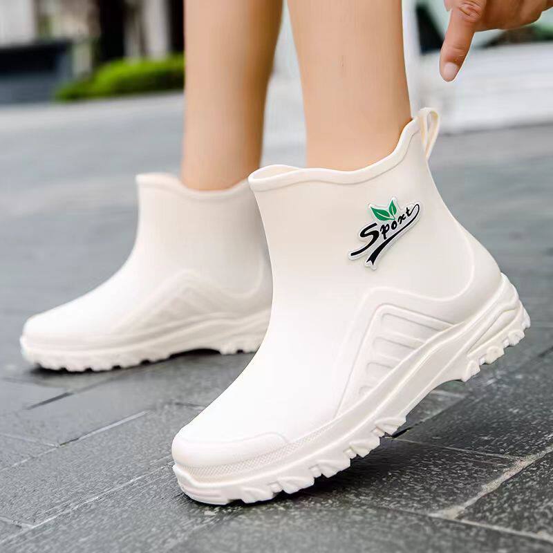 德系雨鞋女款防滑时尚短筒休闲外穿中筒加绒防水钓鱼厨房水鞋胶鞋