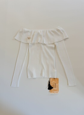 Tèbianco 白茶•仙女一字肩荷叶边针织长袖T恤女修身设计感上衣