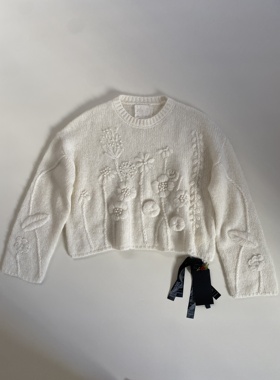 Tèbianco白茶•毛绒绒手工钩花毛衣女套头宽松白色针织衫上衣