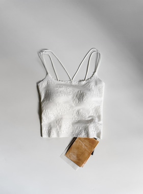 Tèbianco白茶•无痕蕾丝吊带背心美背