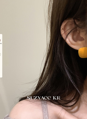 suzyacc kr黄色植绒方形耳环秋冬显白简约百搭耳钉显脸小彩色耳饰