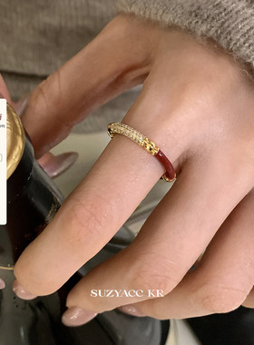 suzyacc kr本命年饰品红色滴釉水钻拼接戒指超闪显白小众食指戒