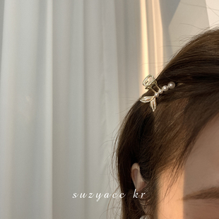suzyacc kr鱼尾仿珍珠小抓夹网红2026年气质高级感头发刘海夹