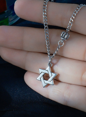小红书爆款六芒星皇冠项链小众设计感复古百搭感简约毛衣链