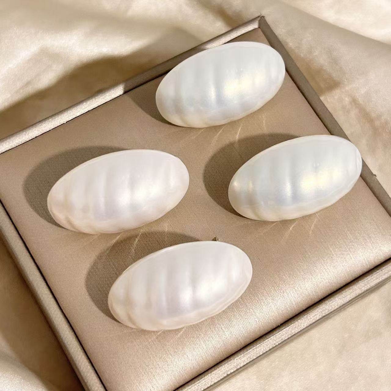 极简风椭圆鹅蛋珍珠耳环自然优雅时尚轻奢感百搭通勤耳饰耳钉,饰品/流行首饰/时尚饰品新,耳钉,淘宝优惠券,粉丝福利购,淘宝优惠卷