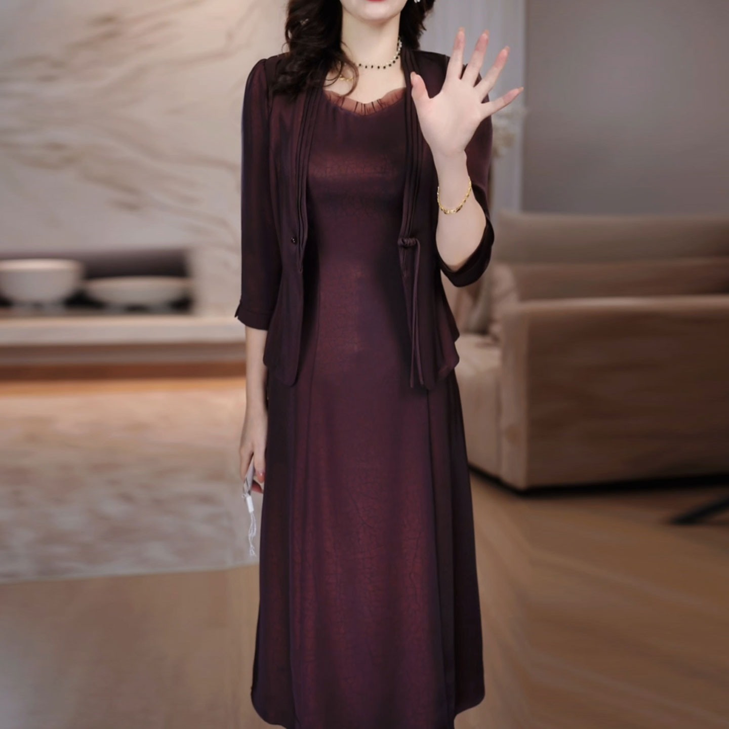 时尚纯色优雅外套连衣裙套装女2026秋季新款修身显瘦中长款A字裙