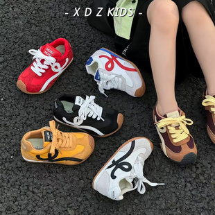 儿童运动鞋2025秋季爆款时尚潮色男童德训阿甘鞋真皮透气女童鞋子