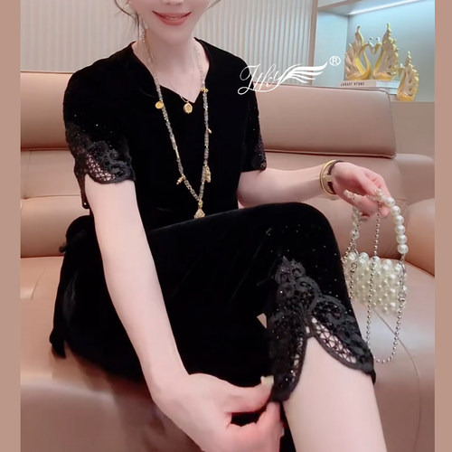 V领短袖+蕾丝裤脚九分裤两件女