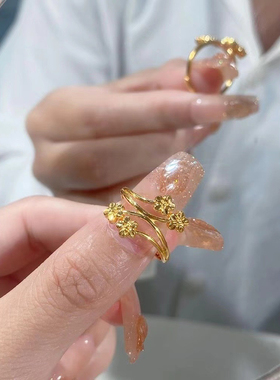 黄金色繁花戒指女新款素圈精致工艺小众设计轻奢高级感百搭礼物送