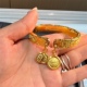 古法金色招财纳福吉言手镯轻奢小众精致高级复古手工整刻开口手环