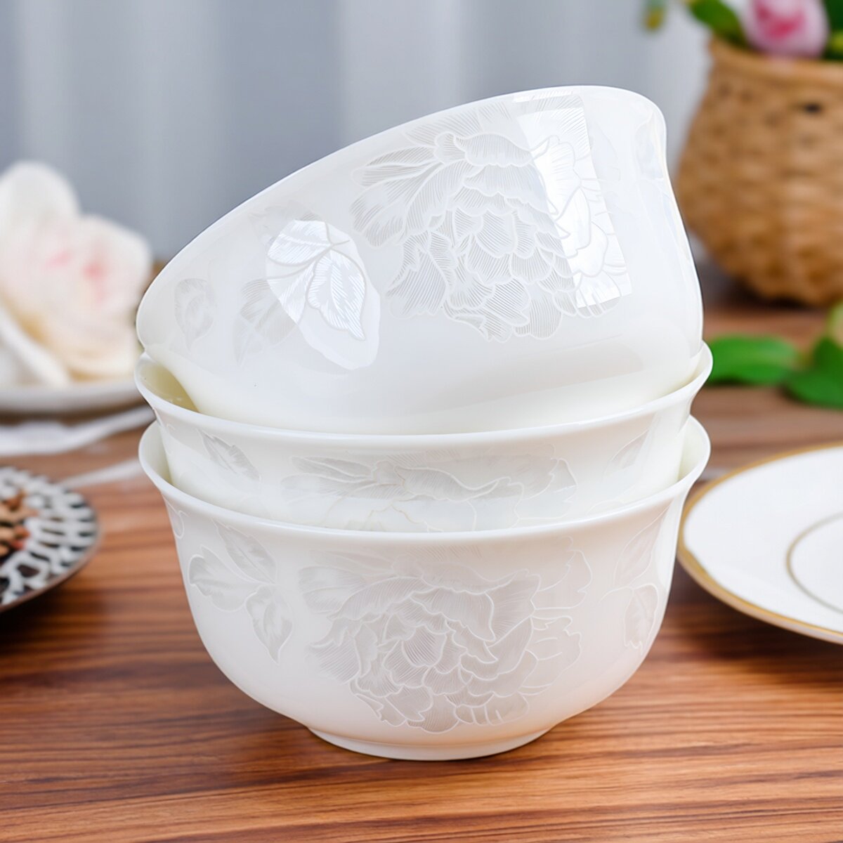 釉下彩骨瓷碗家用饭碗陶瓷大面碗中式吃饭碗汤碗高颜值金钟碗餐具图片