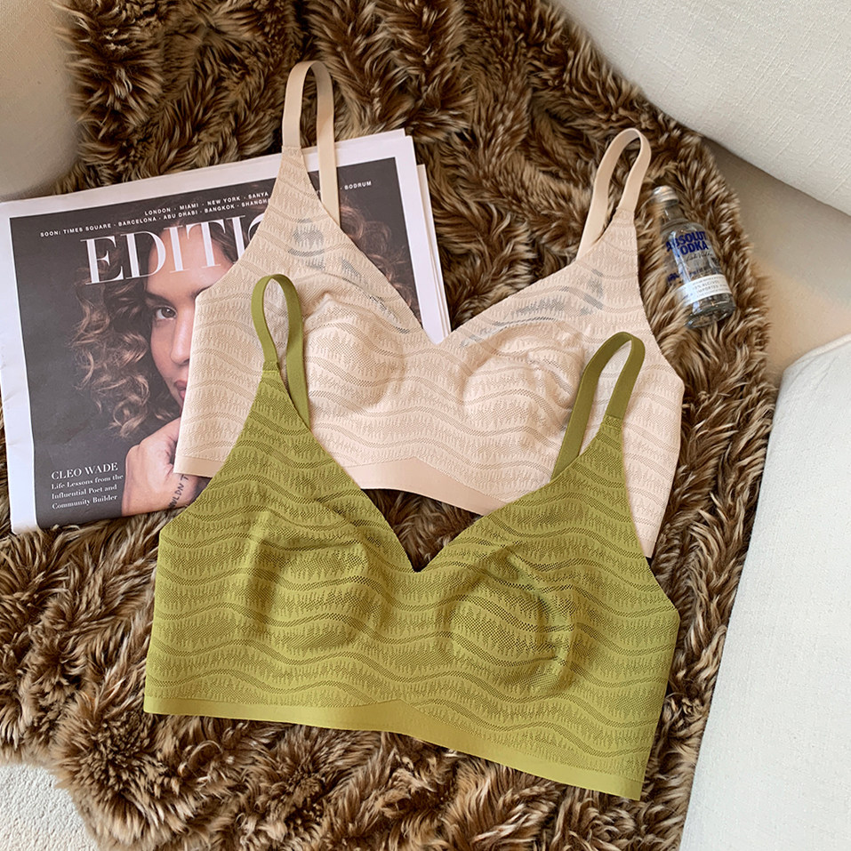 海浪性感超薄款内衣女大胸显小胸罩透气无钢圈收副乳防下垂文胸罩