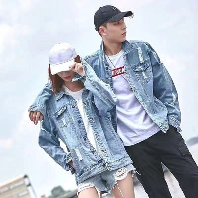 春秋休闲情侣字母夹克牛仔外套